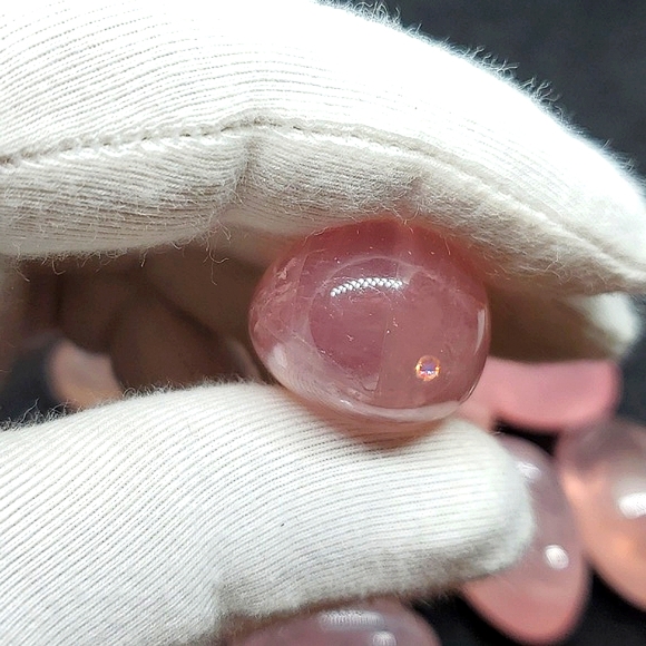 Starlight Rose Quartz Tumble Crystal w/ Rainbows & Flashes - Picture 9 of 16